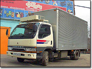 Каждое утро фирменный грузовичок у ворот ЗЕНОН-ВЛАДИВОСТОК загружается и отправляется в рейс