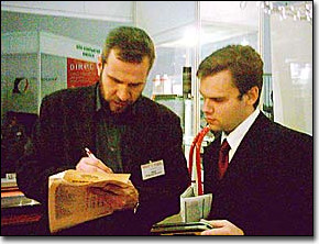 ЗЕНОН на ПЕЧАТНЫЙ ДВОР, РЕКЛАМА, КОНТАКТ, ИНТЕРНЕТФОРУМ-2003: фоторепортаж с выставки