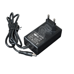 Адаптер 18W IP20 INFINILITE J =12V DC, ток 1.50A, интерьер., пластик, 86х48х30 мм