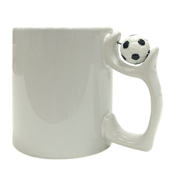 Кружка для сублимации, с вращающимся футбольным мячом на ручке, белая, 330 мл, d=82 мм